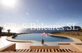 Property for Sale in Santa Ponsa